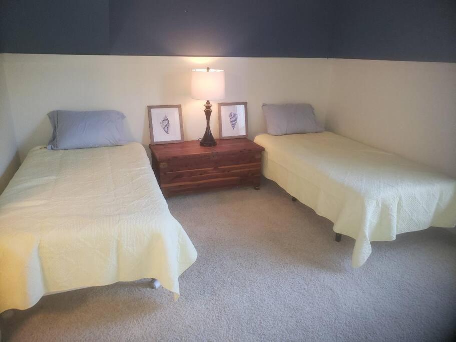 4Br Private Dock, Warm Spring Canal, Kayaks, Canoe Hudson Esterno foto
